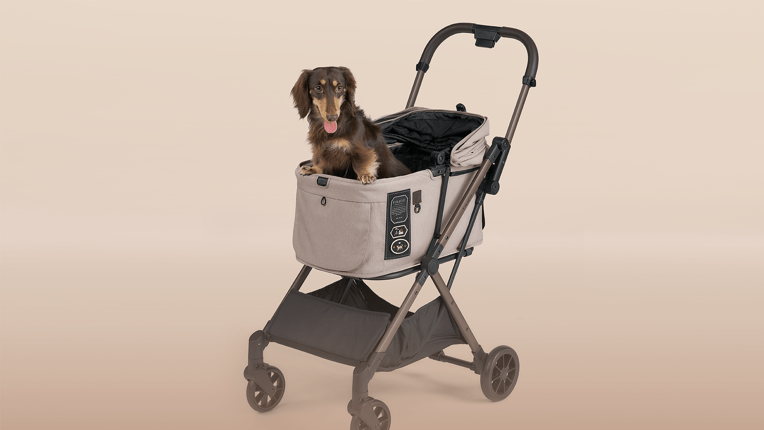 FikaGO FREE TO GO 2 pet stroller with a wiener dog