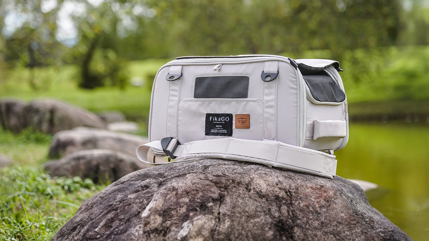 TRUFFLE-Airline Approved Pet Carrier