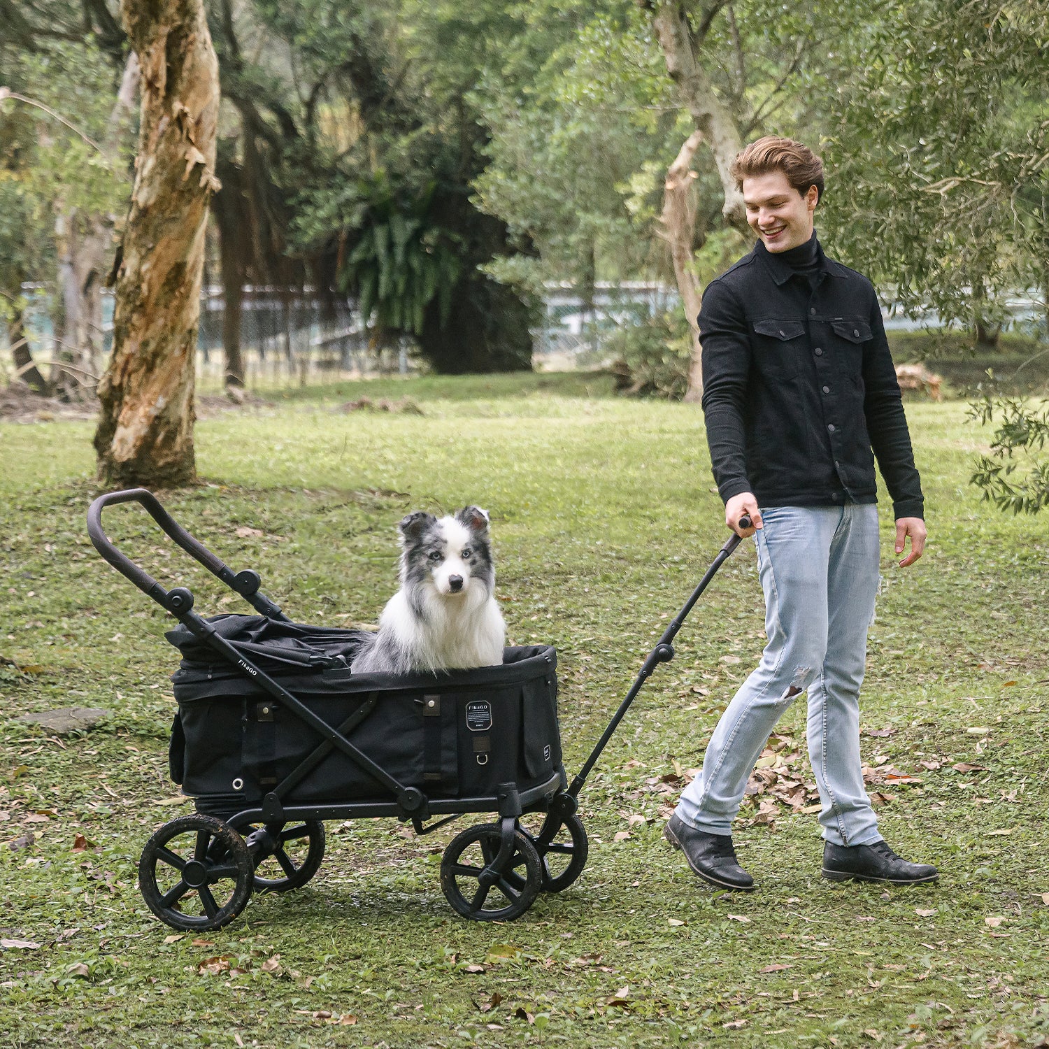 black friday dog stroller FikaGo - KROSS Black
